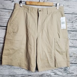 Outdoors Cargo Khaki Shorts Size 34.Waist approx: 16 inches Inseam approx: 9.